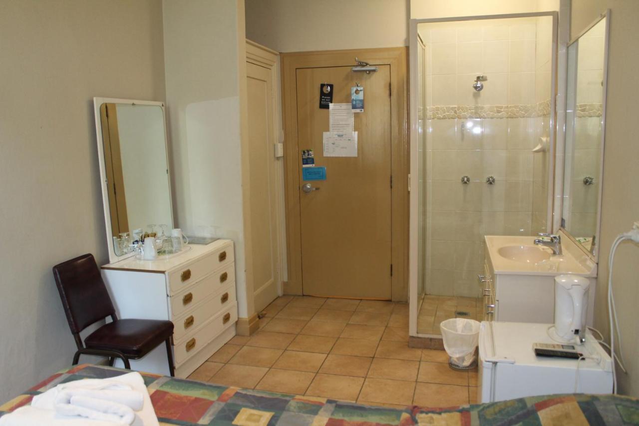 Royal Hotel Orange Luaran gambar